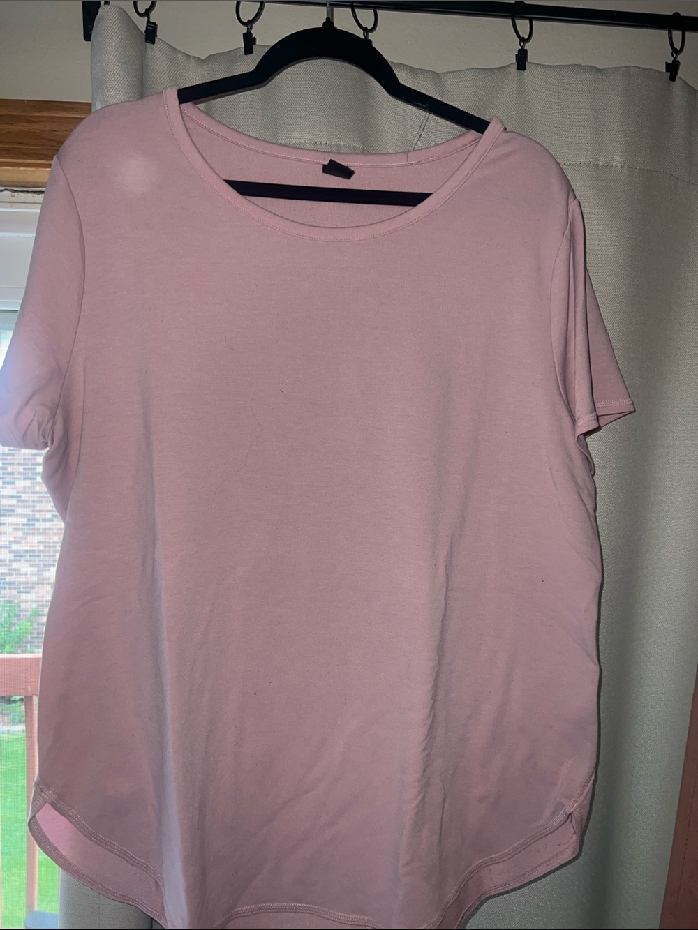 Skechers Light Pink Short Sleeve Crewneck Tee